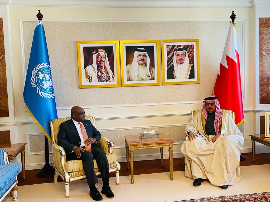 އދގެ އާއްމު މަޖިލީހުގެ ރައީސް ޢަބްދުﷲ ޝާހިދު ބަޙްރައިނަށް ވަޑައިގެންފި