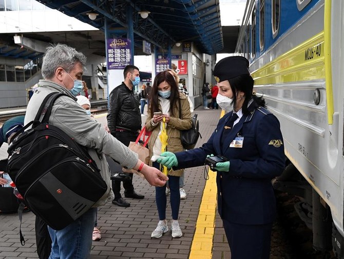 ކޮވިޑް-19: ޔުކްރެއިންގައި ބަލި ޖެހުނު މީހުންގެ އަދަދު 3 ލައްކައަށް
