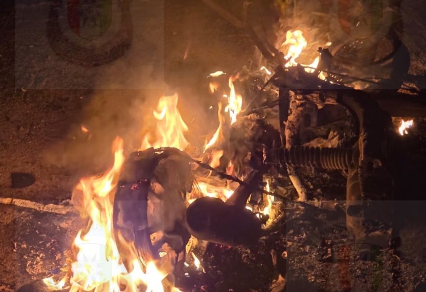 ފުލުހެއްގެ ސައިކަލުގައި ރޯކޮށްލައިފި