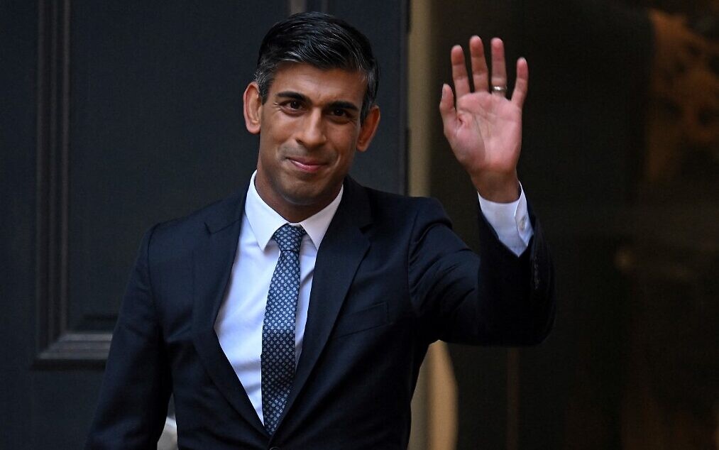 އިސްރާއީލްގައި ހުންނަ އިނގިރޭސި އެމްބަސީ ގުދުސްއަށް ބަދަލެއް ނުކުރާނެ!