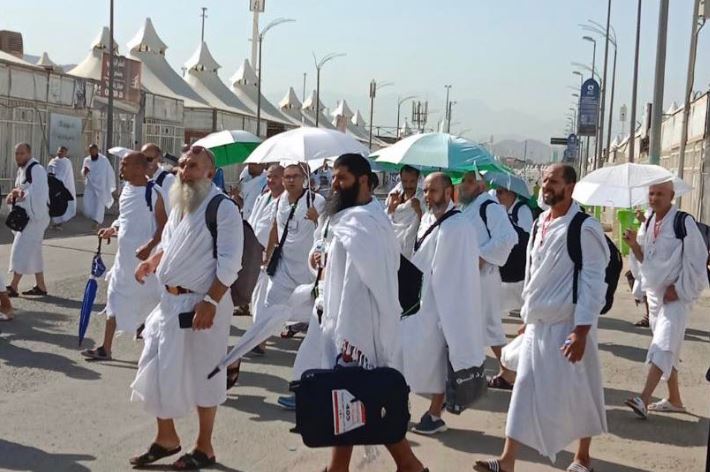 ހައްޖުވެރިން މިނާއަށް ޖަމާވާން ފަށައިފި