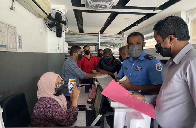 ފައިސާ ލިބުނުކަން ޔަގީންކުރުމަށްފަހު ނޫނީ މުދާ ދޫނުކުރުމަށް އިލްތިމާސްކޮށްފި