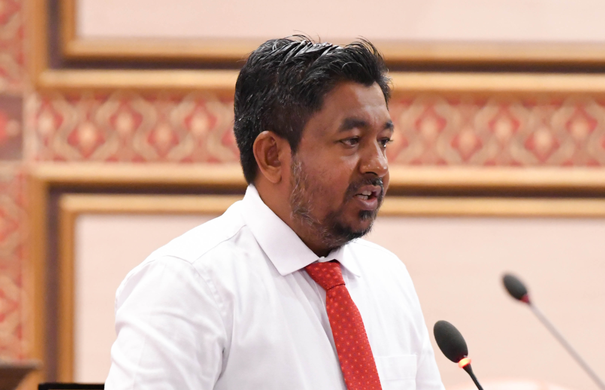 ބައި އިލެކްޝަންތައް އަހަރަކު ދެފަހަރު ބާއްވަން ހުށައެޅި އިސްލާޙްގެ ބަހުސް ފަށައިފި