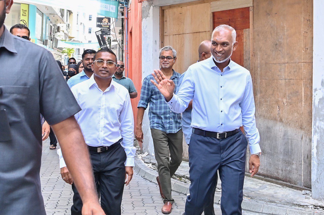 ބައެއް މެންބަރުން އެމްޑީޕީއަށް ބައިއަތު ހިފައިގެން ދާއިރާގެ ގޮނޑި ގެއްލޭ ގޮތަށް މަސައްކަތްކުރޭ: ރައީސް