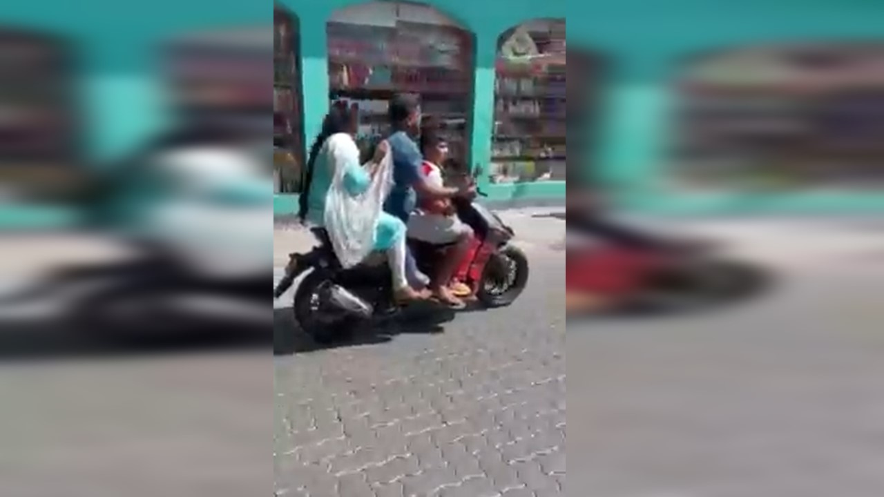 4 މީހުން އަރުވައިގެން ދުއްވި ސައިކަލެއް ހިފަހައްޓައި ޖޫރިމަނާކޮށްފި