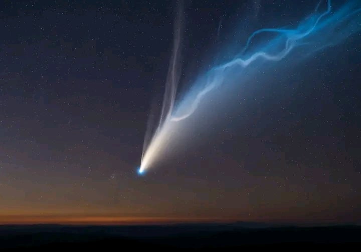 ނިދާފައި އޮތް "ޤަދީމީ ކޮމެޓެއް" ހޭލައިފި: އޭޕްރީލް މަހު އުޑުމަތިން އާދަޔާޚިލާފު މަންޒަރެއް