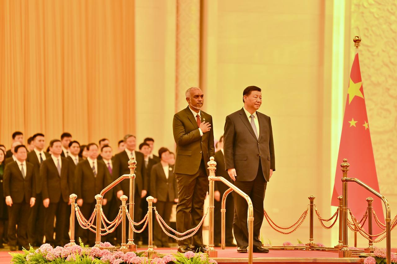 ރައީސްގެ ދެކަނބަލުންނަށް ޗައިނާގެ ރައީސް ހޫނުމަރުހަބާއެއް ދަންނަވައިފި