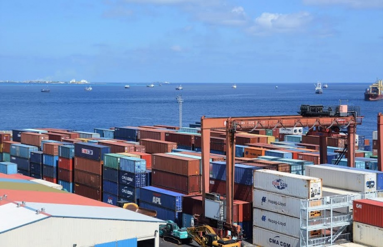 މިދިޔަމަހު އިމްޕޯޓް އިތުރުވެ، އެކްސްޕޯޓް ދަށަށް