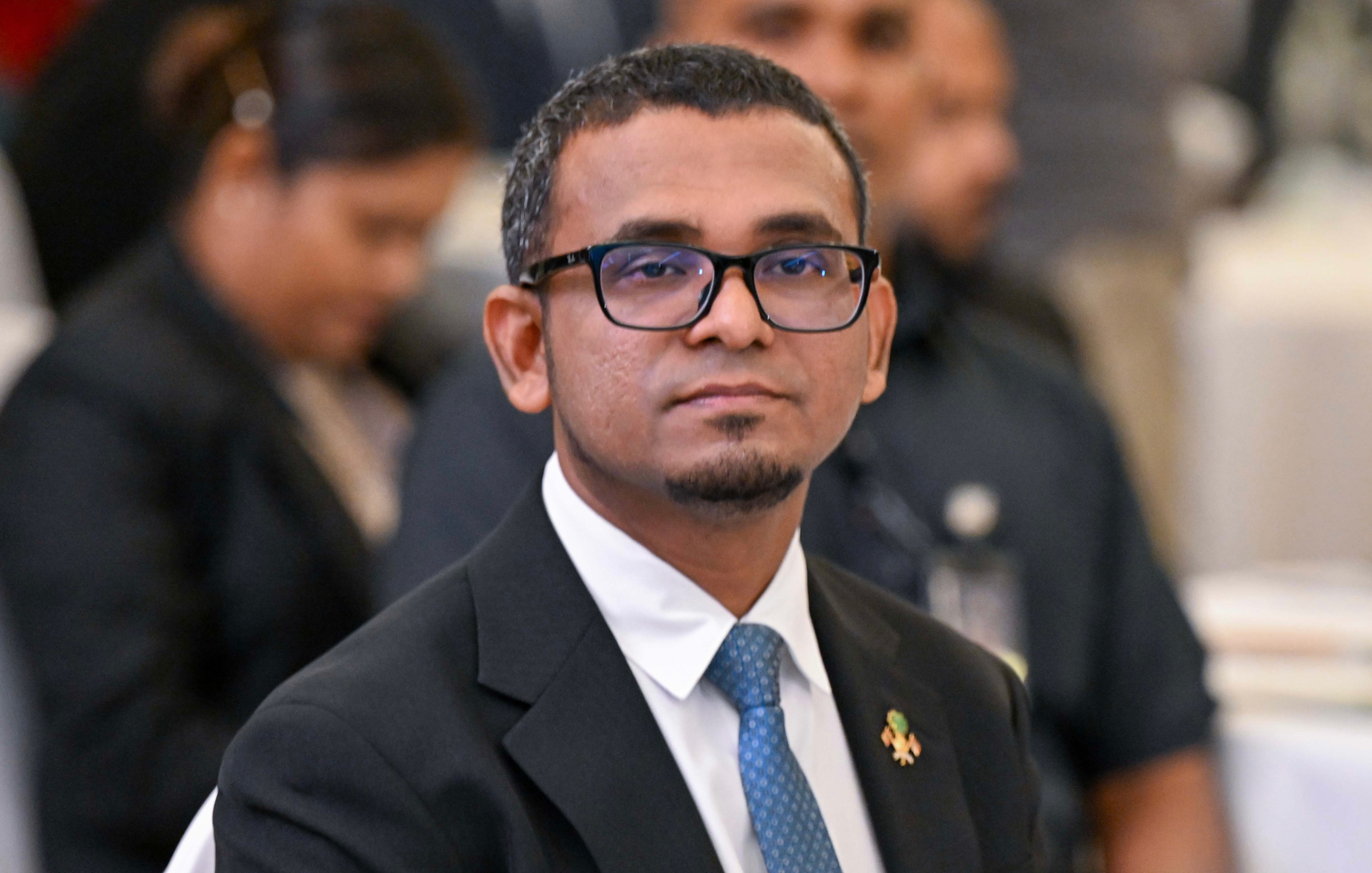 ޑޮލަރު ލިބުން ދަތިވެފައިވާތީ ބާއްވާ މާލިއްޔަތު ކޮމިޓީގެ ބައްދަލުވުން ސިއްރު