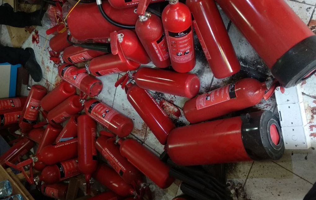 ގުދަނެއްގެ ތެރޭގައި ގޭސް ފުޅިއެއް ގޮވައި، ބަޔަކަށް އަނިޔާވެއްޖެ