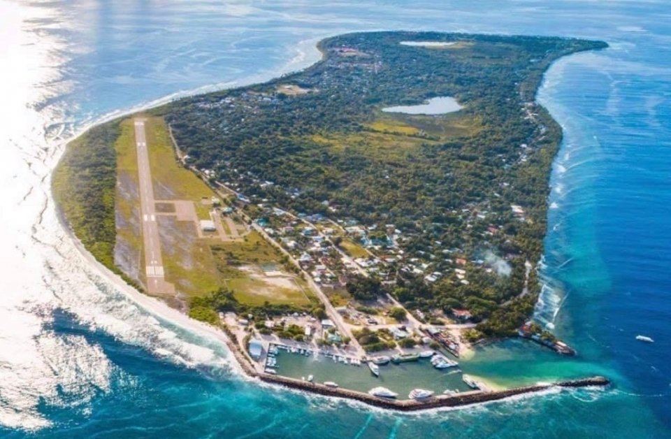 ގުދަންކޮށްފައި ހުރި ގިނަ އަދަދެއްގެ ސިނގިރޭޓް ކާރޓަންތަކެއް ވަގަށް ނަގައިފި