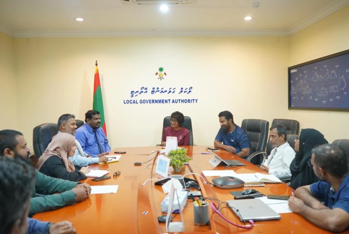 އެލްޖީއޭގެ ބޯޑަށް އަތޮޅު ކައުންސިލްތަކުން މެމްބަރަކު އިންތިހާބު ކުރުން މިއަދު؛ ކުރިމަތިލީ އެންމެ ދެ ބޭފުޅުން