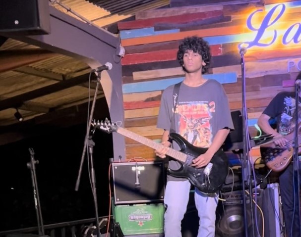 ފަސީގެ ދަރިފުޅުވެސް މިއުޒިކްގެ ދުނިޔެއަށް