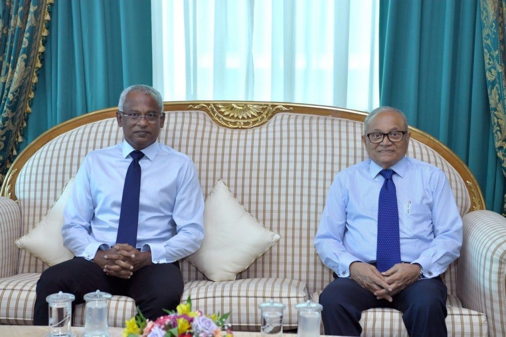 ރައީސް މައުމޫނަށް އަވަސް ޝިފާ އަކަށް، ރައީސް ސޯލިހް އެދިވަޑައިގެންފި