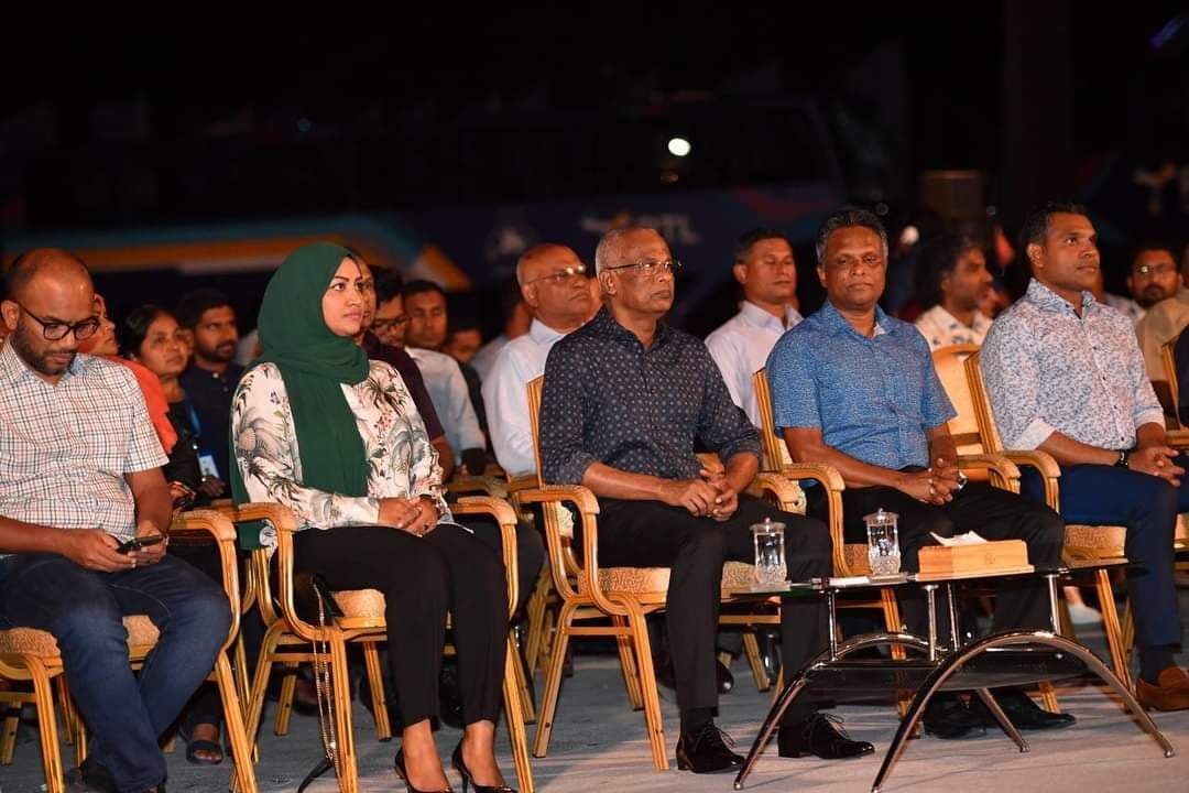ހިޔާ ފްލެޓުގެ ރައްޔިތުންގެ ޝަކުވާތަކަށް ހައްލެއް ގެންނާނަން: ރައީސް