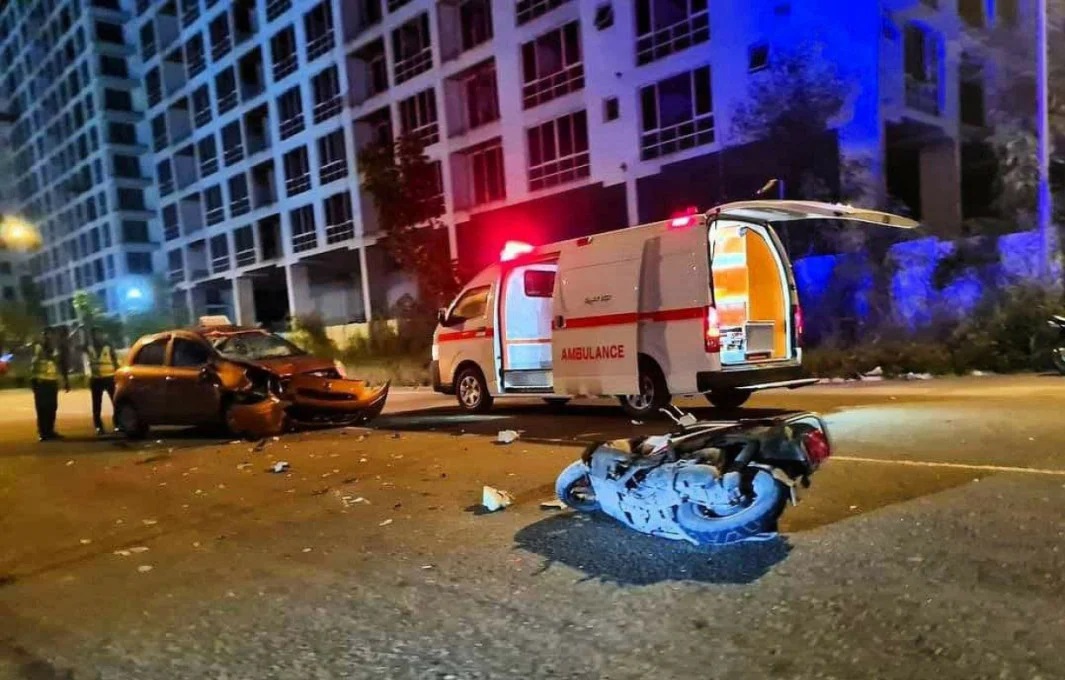 ރޭގެ އެކްސިޑެންޓުގައި އަނިޔާވި މީހަކަށް އައިސީޔޫގައި ފަރުވާދެނީ