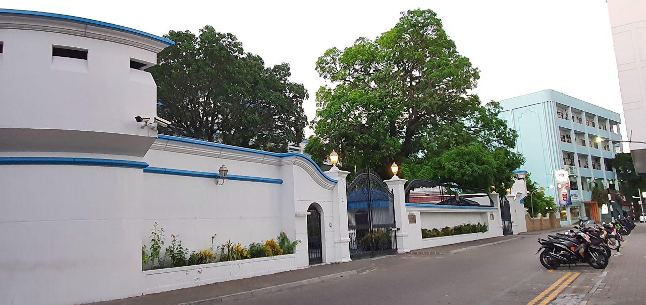 ސުލޫކީ މިންގަނޑާ ހިލާފުވި އިސް މެޖިސްޓްރޭޓަރަށް ނަސޭހަތާއެކު ތަމްރީނުގެ ފުރުސަތު