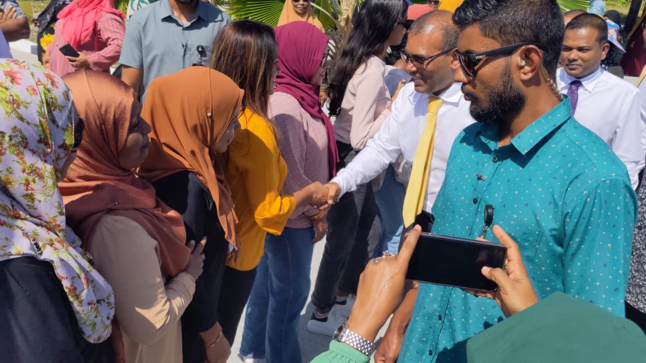 ރައީސް ނަޝީދު އައްޑުއަށް ވަޑައިގެންފި