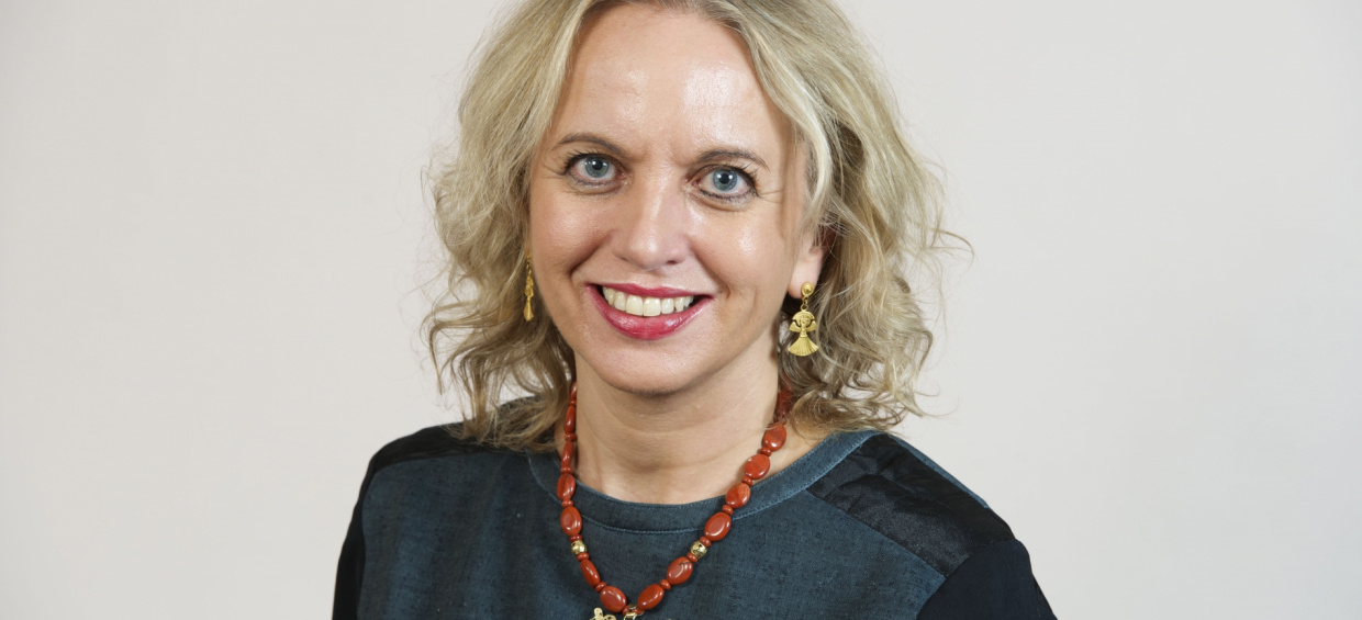 ރައީސް ނަޝީދުގެ ވަކީލަށް ޚަރަދެއް ނުކުރަން: މަޖިލިސް