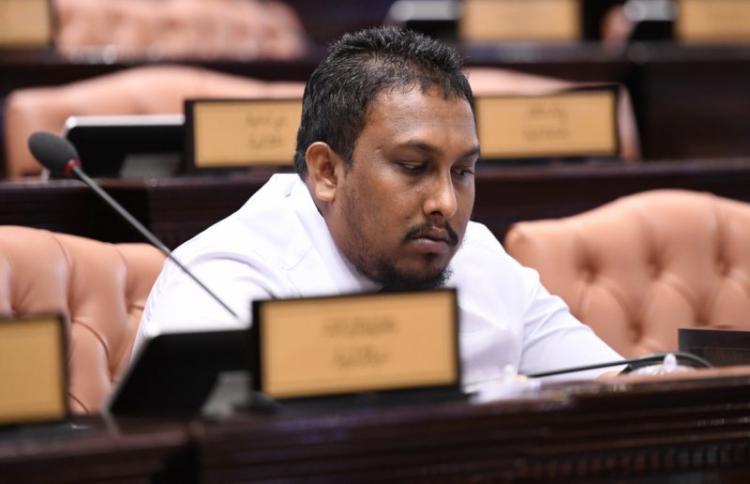 ކޯވިޑް ހޮސްޕިޓަލެއް ނޫން؛ ރުފިޔާތަކެއް ކާލާނެ ރޮކެޓެއް ޖަހަނީ: މޮސްޓާ