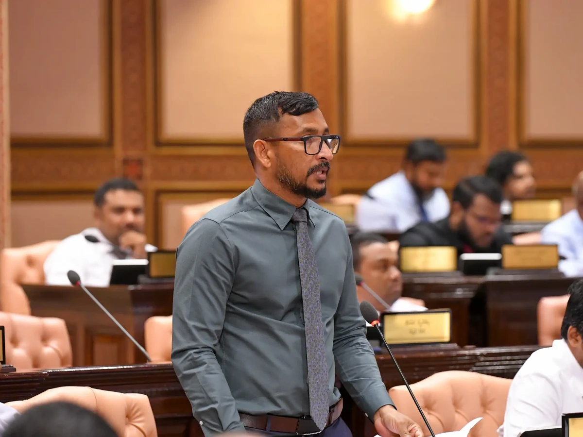 ފަލާހުގެ މައްސަލަ ބެލުމާ މެދު ފުލުހުން ޕީޖީގެ ލަފާ ހޯދަނީ