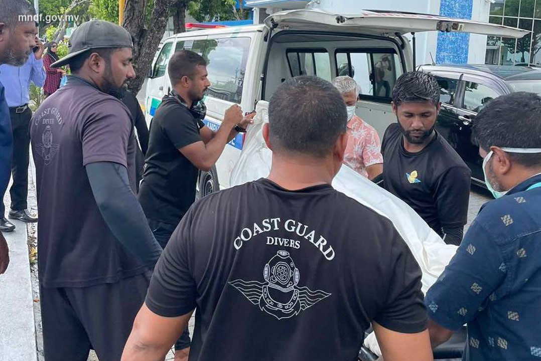 މަރުވެފައި އޮށްވައި މިއަދު ފެނުނީ ރަސްފަންނު ކައިރިން ރޭ މޫދަށް ފުންމާލި މީހާ