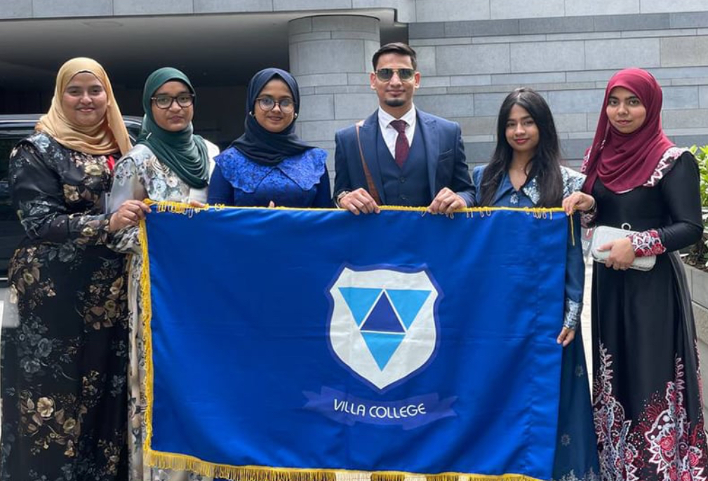 ކޮލެޖު ހިންގާތާ 15 އަހަރުވުމުން ޔުނުވާސިޓީގެ ދަރަޖަ ލިބޭ ބިލު ތަސްދީގުކޮށްފި