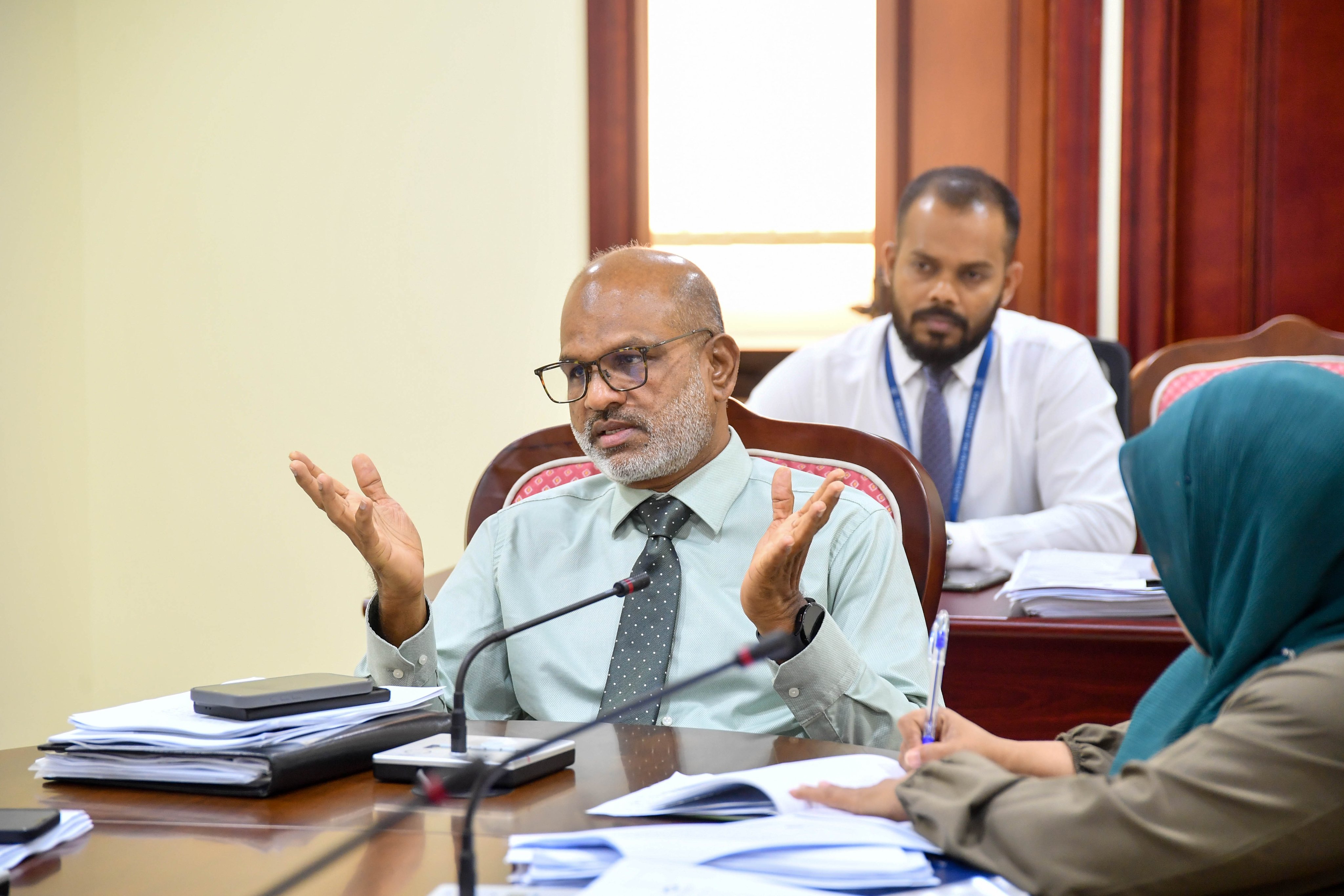 ގާނޫނުއަސާސީގައި ތަޅުލެވިފައިވާ މާއްދާތައް ހުޅުވުމަށް ފެންނަ ނުފެންނަ ވޯޓެއް މުހިއްމު: ނާޒިމް