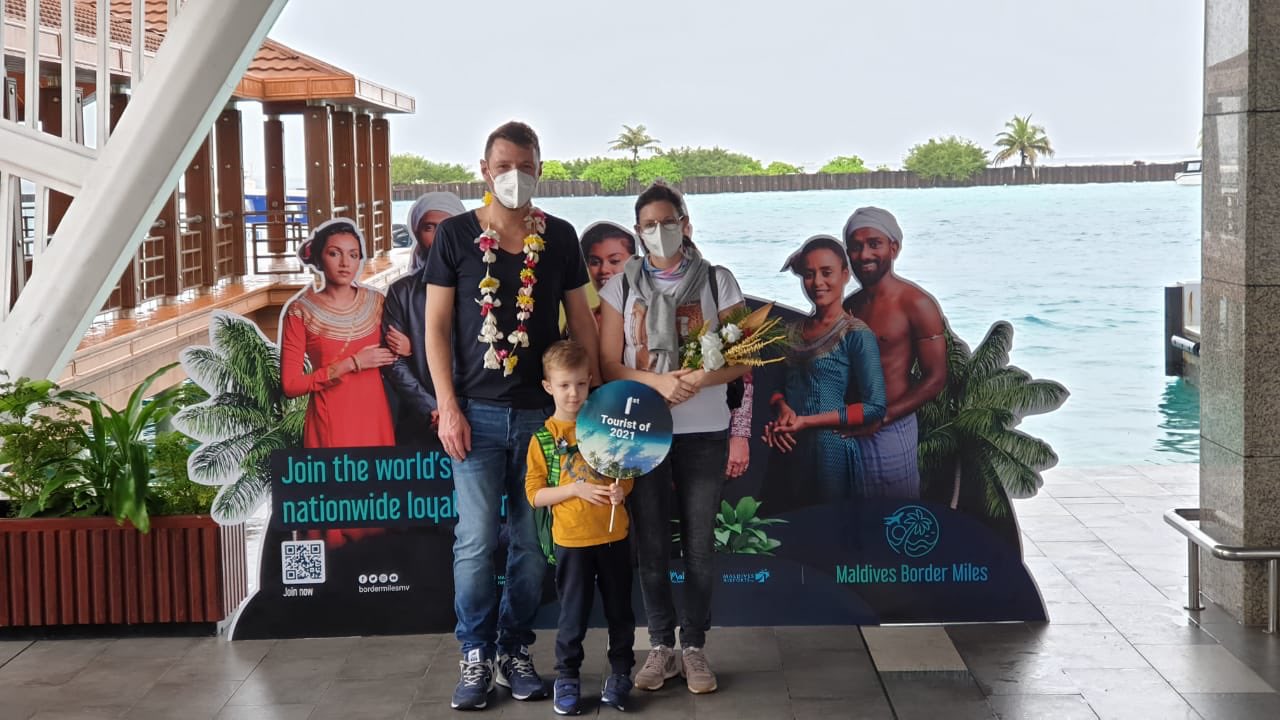 މިއަދު ރާއްޖެއަށް ރިކޯޑް އަދަދަކަށް ފަތުރުވެރިން އަންނާނެކަމަށް ލަފާކޮށްފި