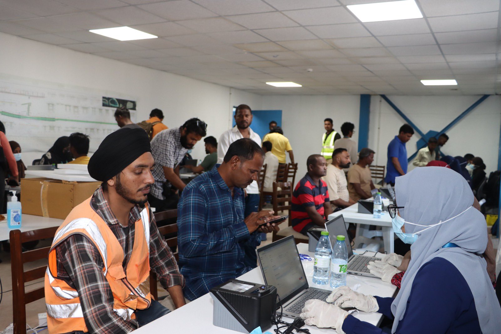 އޮޕަރޭޝަން ކުރަނގީގެ ދަށުން ލައްކައަކަށްވުރެ ގިނަ ބިދޭސީންގެ މަޢުލޫމާތު ނަގައިފި