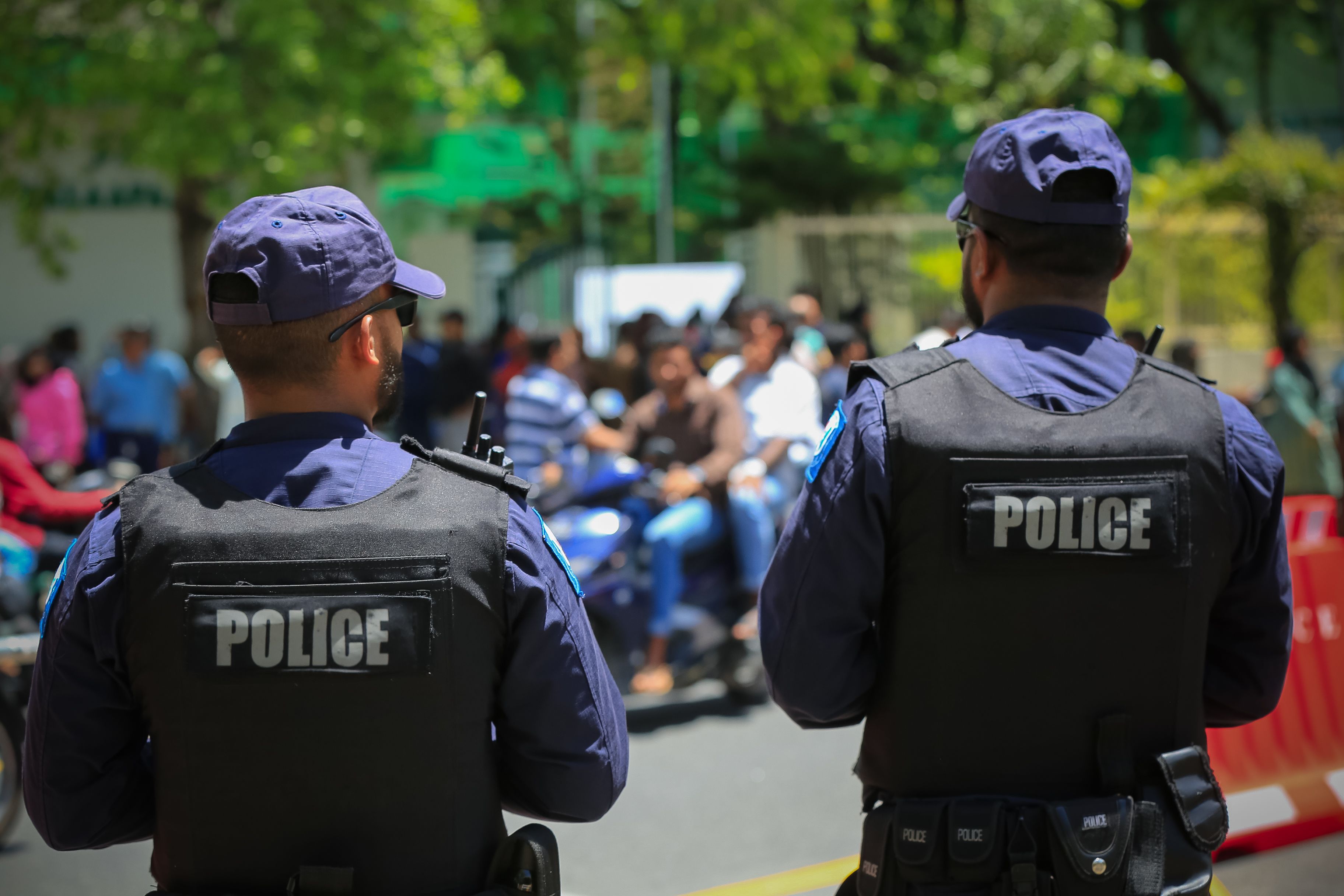 ސްކޫލު ބަންދާއި ދިމާކޮށް ފުލުހުންގެ ޚާއްސަ އޮޕަރޭޝަނެއް