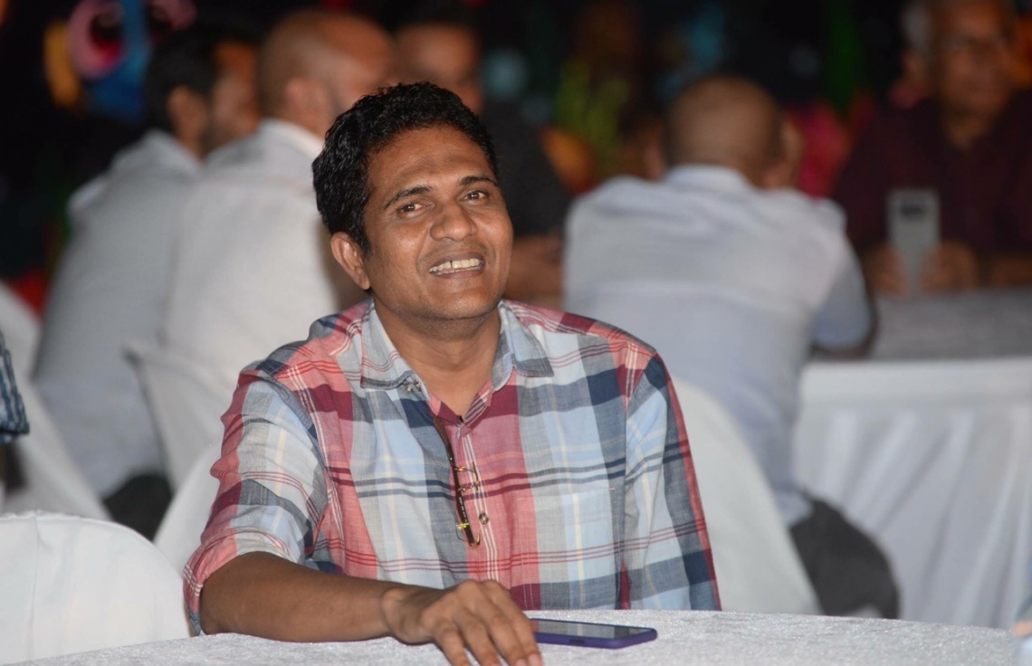 ނިހާންގެ ޝަރީއަތް: ދަޢުލަތުން އެދިގެން އަޑުއެހުން ކެންސަލް