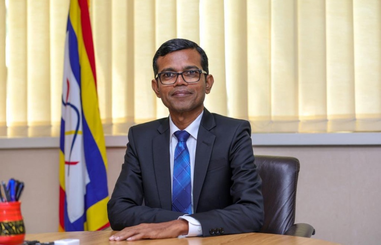 ދައުލަތުގެ ޚަރަދުތައް ކުޑަކުރުމަށް ކުރެވޭ މަސައްކަތުގައި ސްޓެލްކޯގެ އެއްބާރުލުން ލިބޭނެ: ފަހުމީ