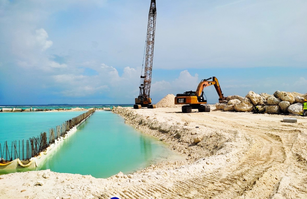 ބިލެއްފަހި އެއްގަމު ތޮށީގައި ކޮންކްރީޓް ގައު އަތުރާ ނިމިއްޖެ