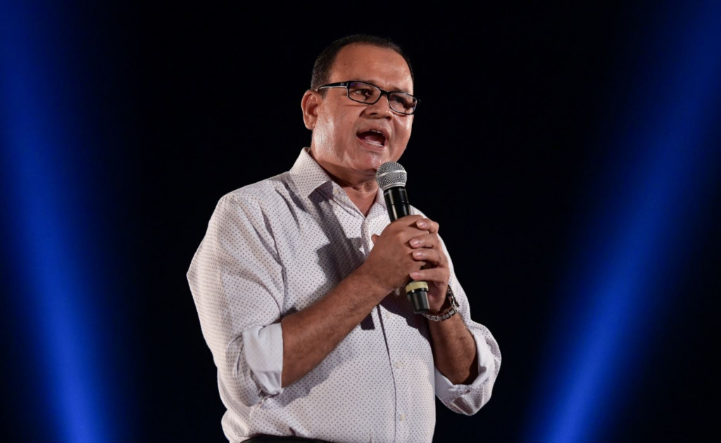 މިނިވަން މުއައްސަސާތަކަށް މުޅިންވެސް މިހާރު އައްޔަނު ކުރަނީ ސިޔާސީ އެކްޓިވިސްޓުން: އާދަމް ޝަރީފް