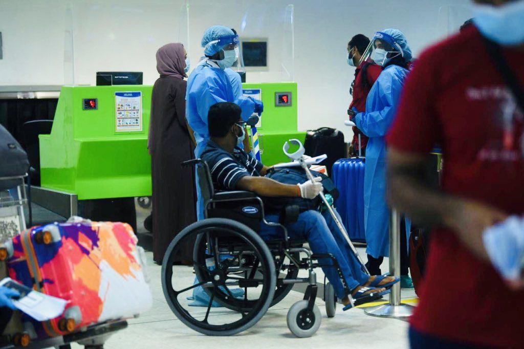 ކޯވިޑް-19: ބަލިމީހުން އުފުލާ އުޅަނދުތައް ޑިސްއިންފެކްޓް ކުރުމަށް އަންގައިފި