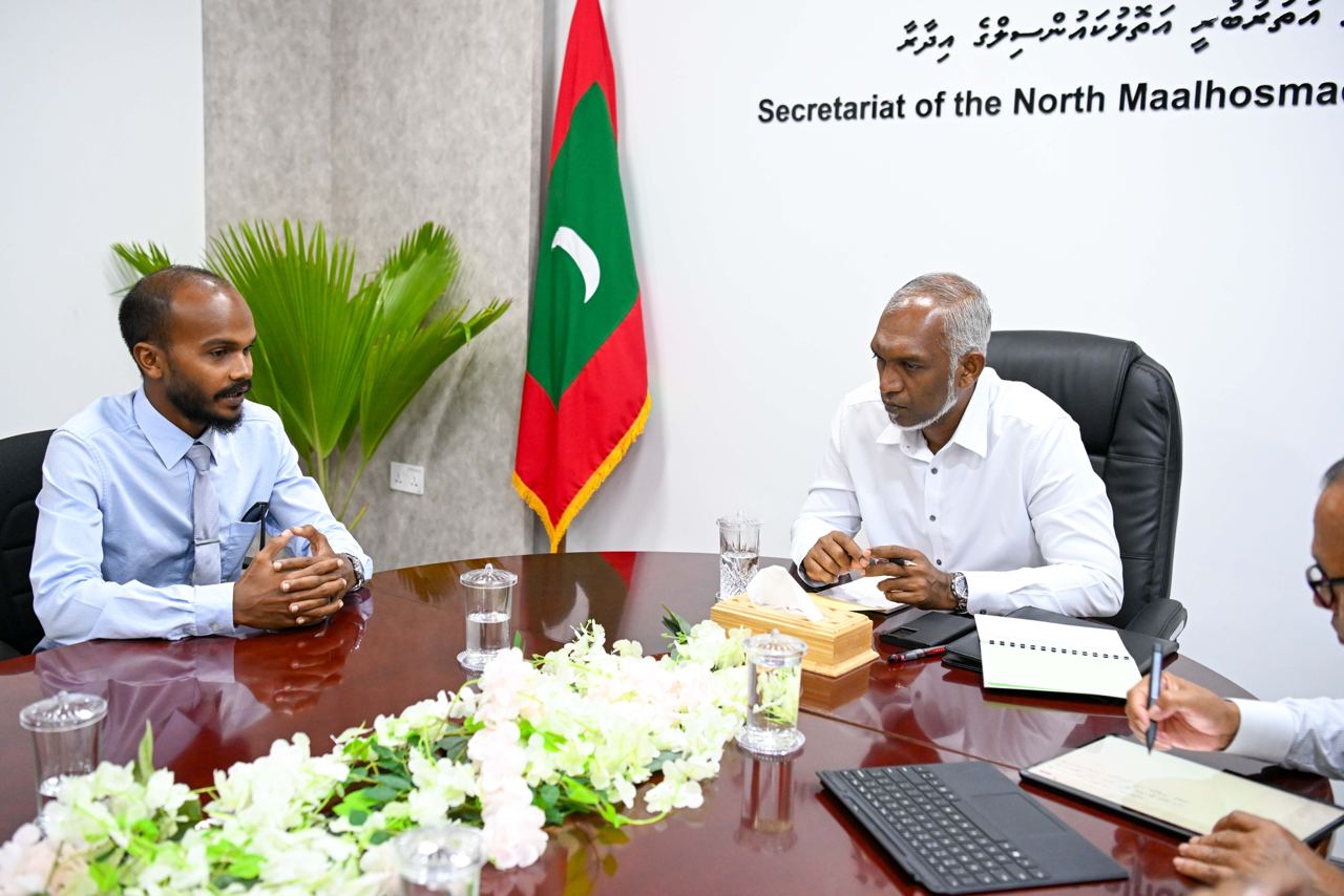 ރައީސް 100 ކައުންސިލާ ބައްދަލު ކުރައްވައިފި