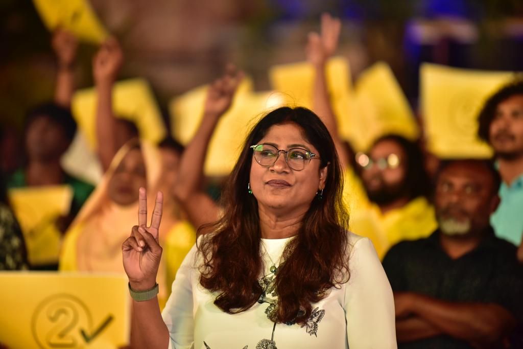 މާރިޔާގެ ރައްދު މޭޔަރު އާޒިމަށް: 2012ގައި ވެރިކަން ވައްޓާލީމާ ނިކުތީ އެމްޑީޕީގެ ރަންރީންދޫ ލަޝްކަރު