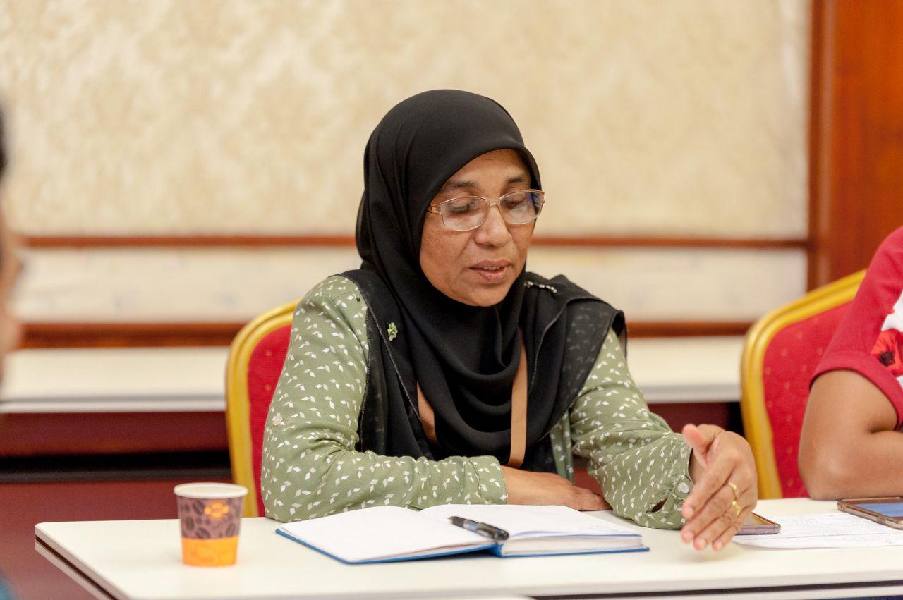 ރިސޯޓްތަކުން މުވައްޒަފުން ފޭބުމާއި ދަތުރު ކުރުމުގެ ހުއްދަ ދިނުމުގައި ލުއިތަކެއް