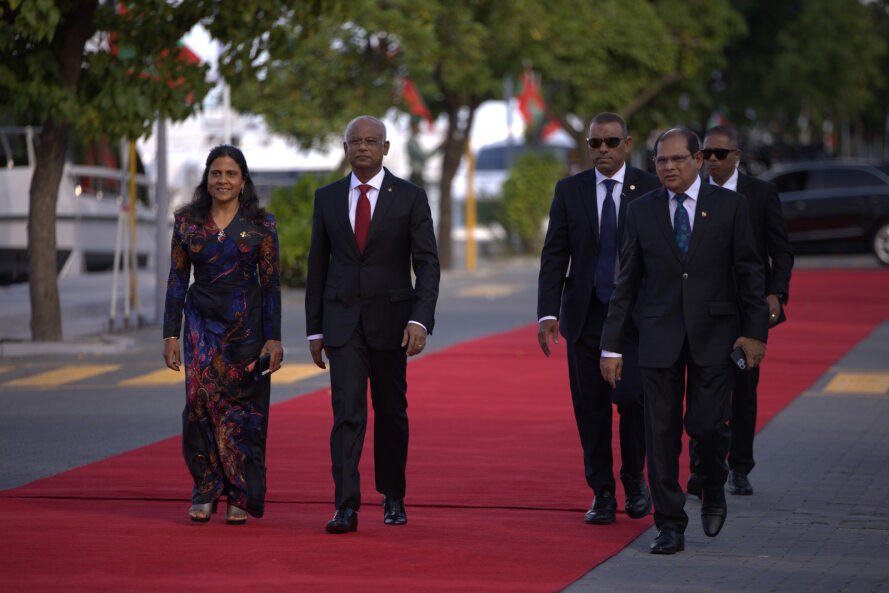 ކުރީގެ ރައީސް ޞާލިޙް، ރައީސް ޑރ. މުޢިއްޒަށް މަރުހަބާ ވިދާޅުވެއްޖެ