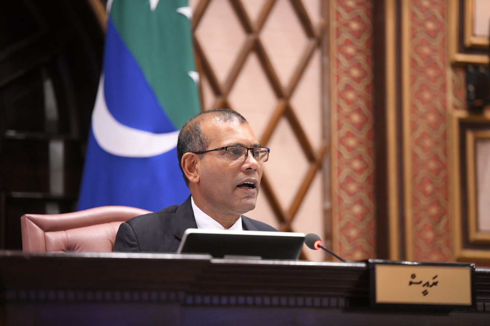 ރާއްޖޭގެ ސިޔާސީ ނިޒާމަށް "ވަޢުދު" ތަޢާރަފްވީގޮތް ރައީސް ނަޝީދު ވިދާޅުވެދެއްވައިފި