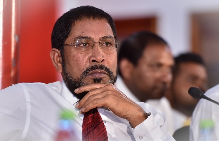 ދިވެހިންނަކީ ފަގީރު ބައެއް އެހެންވެ ދަރަނި އިތުރު ވަނީ، ސަރުކާރުގެ ކުށެއް ނެތް: ގާސިމް