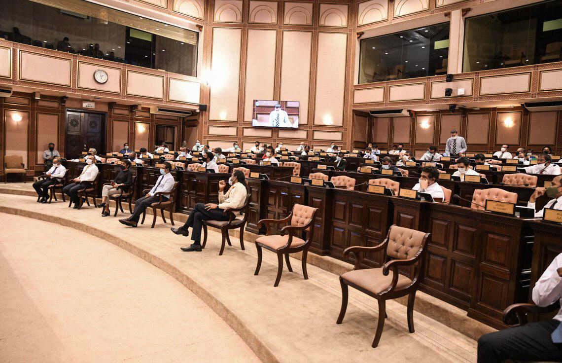 ކައުންސިލަރުން ދައުރު ދިގުކުރަން ގާނޫނު އަސާސީއަށް ގެނައި އިސްލާހު ފާސްކޮށްފި