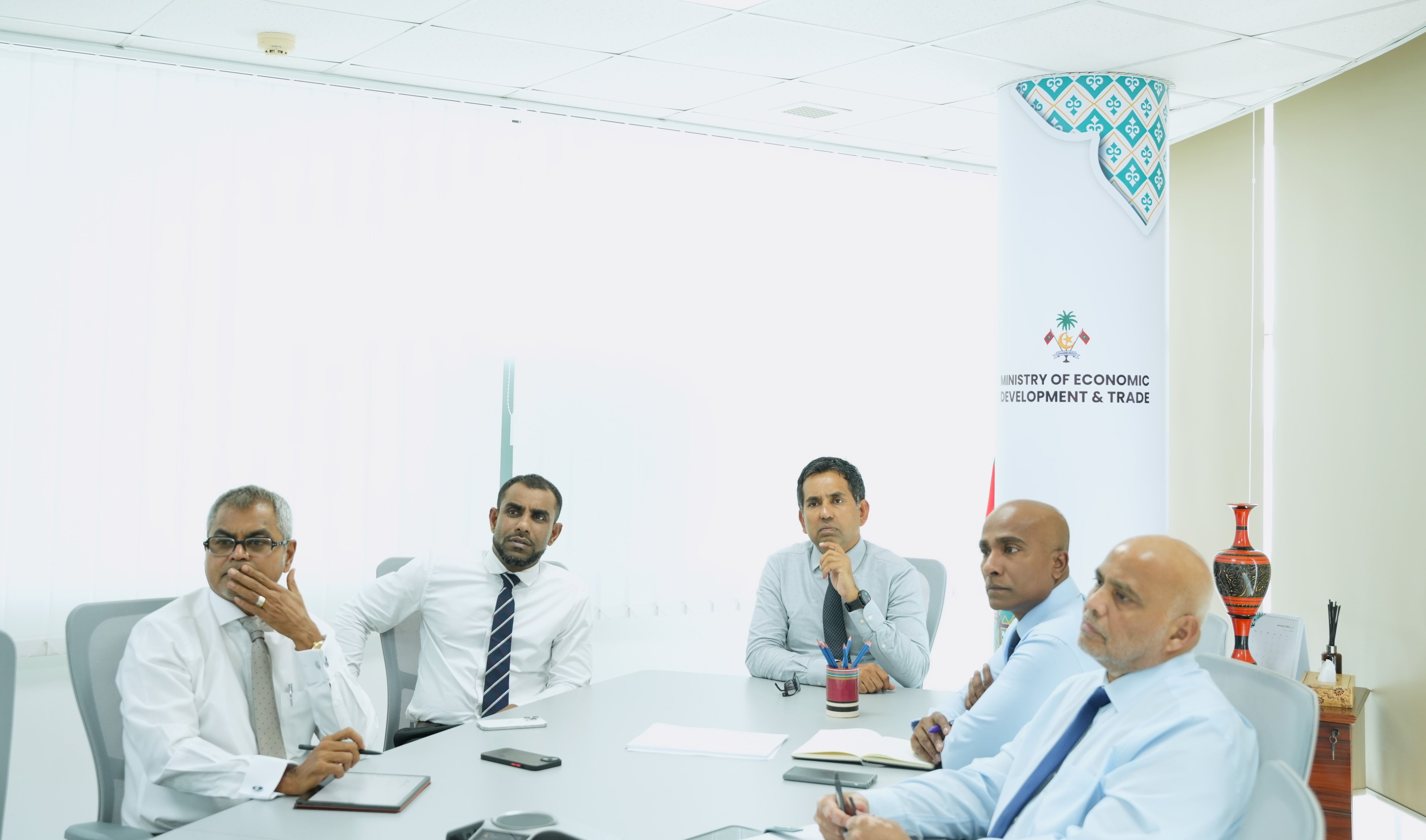 އެސްއީޒެޑްގެ ދަށުން ލިބުނު ސޯލާ ޕްރޮޕޯޒަލް އިންވެސްޓްމަންޓް ބޯޑުން ދިރާސާކުރަނީ