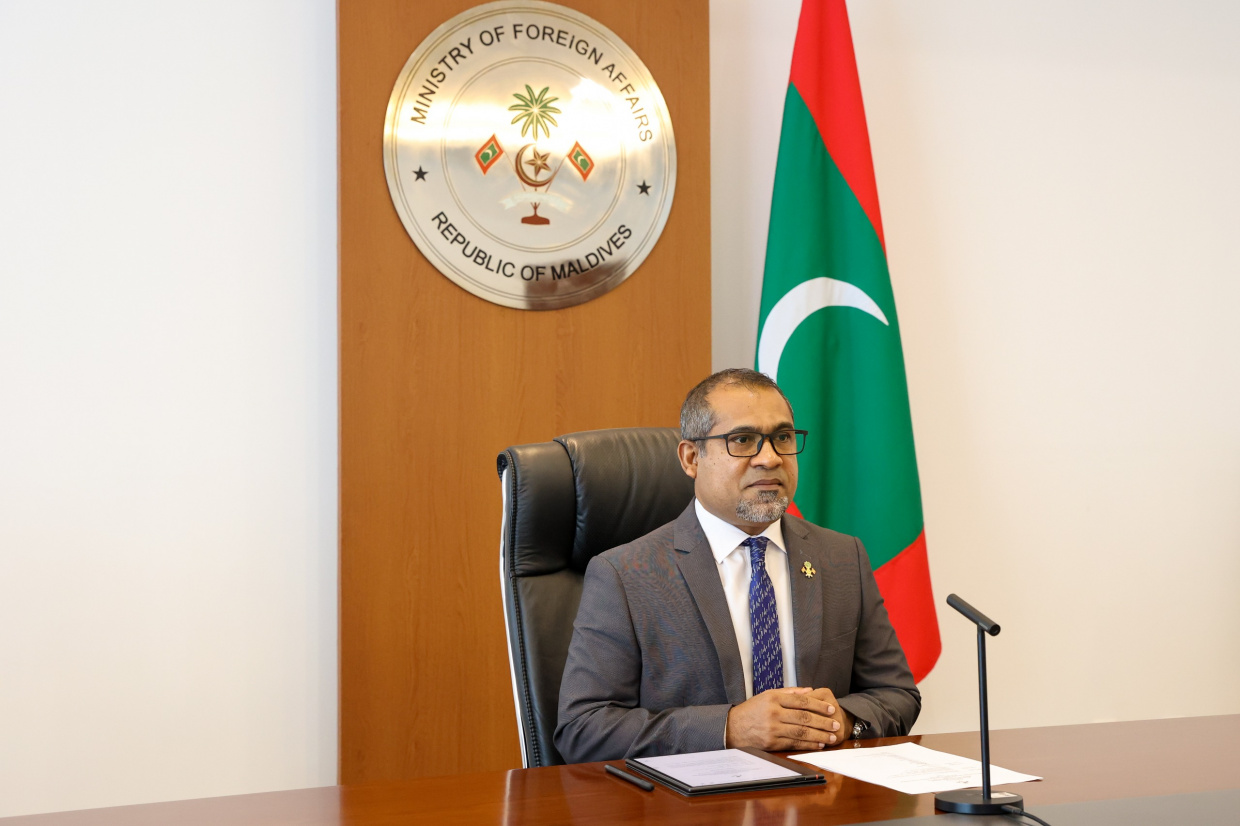 ޗައިނާ ސަރުކާރާއެކު ރާއްޖޭން ސޮއިކުރި ފަހުމުނާމާތަކުގެ ކޮޕީ މިވަގުތު ހާމަކުރެވޭކަށްނެތް: ޚާރިޖީ ވަޒީރު