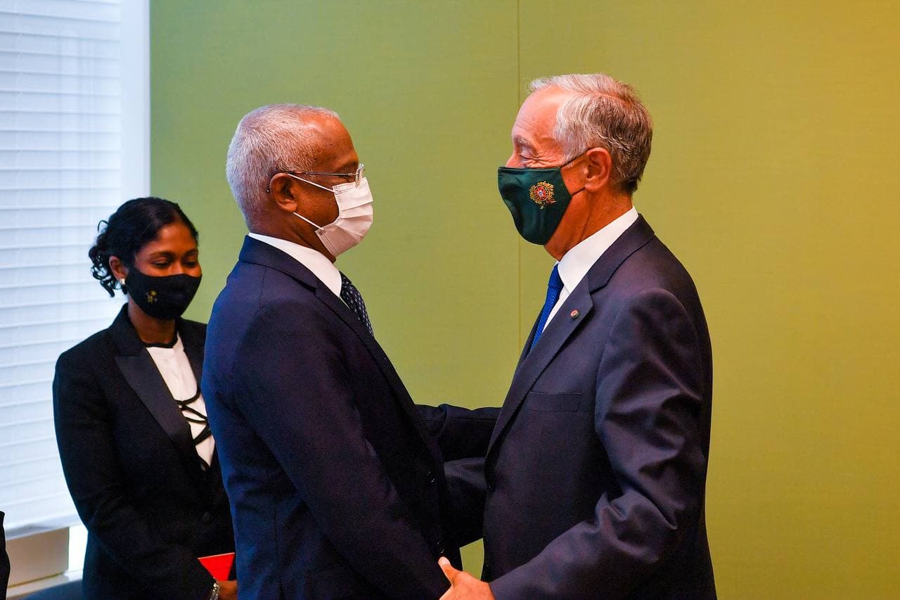 ރައީސުލްޖުމްހޫރިއްޔާ ޕޯޗުގަލްގެ ރައީސާ ބައްދަލުކުރައްވައިފި