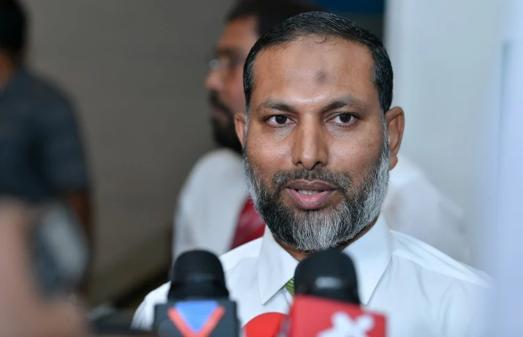 މި ވެރިކަމުން މިހާރު މިންޖުވާން ޖެހިއްޖެ: އިމްރާން