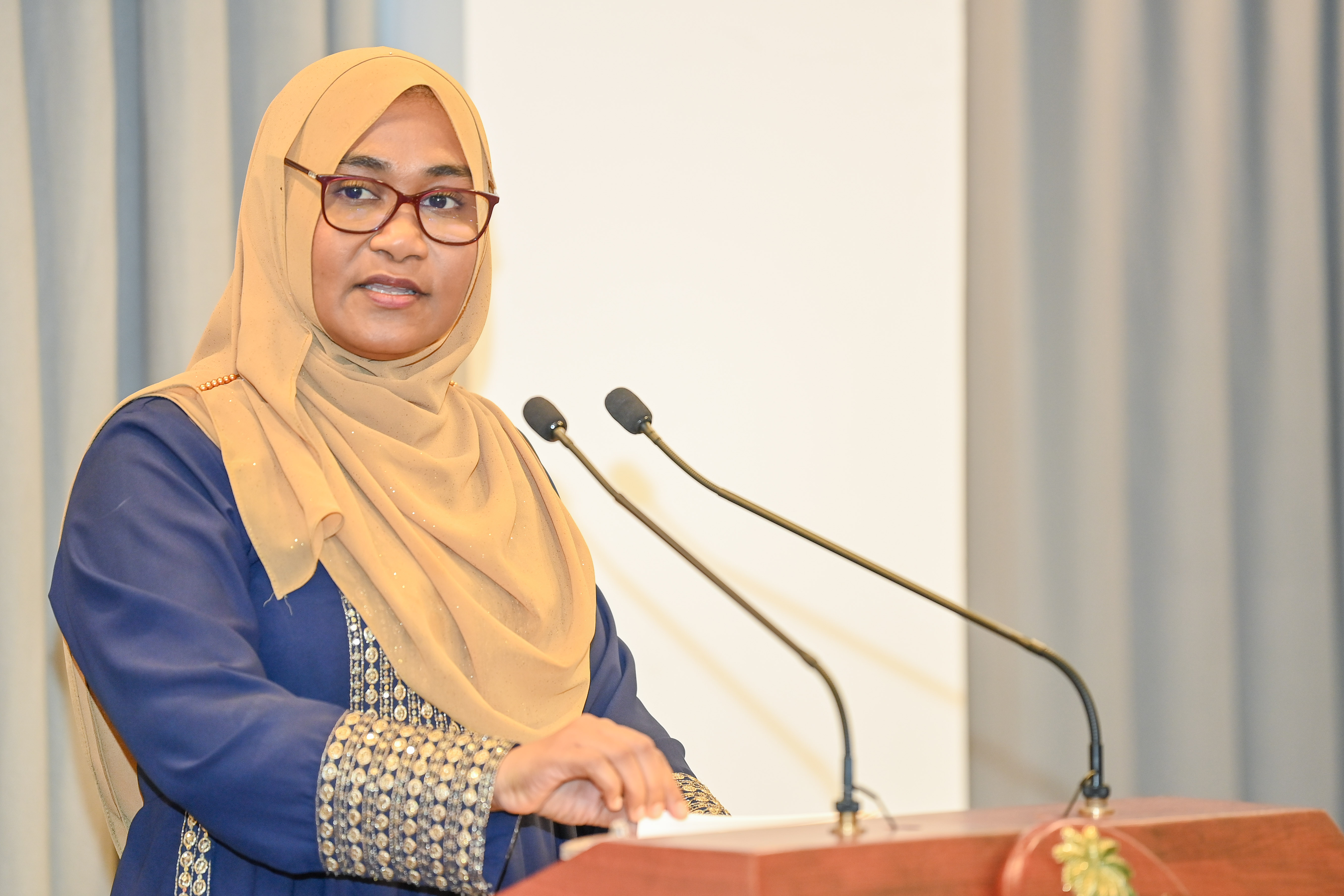 ސިޔާސަތު ކަނޑައެޅުމުގައި މިންތީގެ ހަމަހަމަކަމަށް ވިސްނައި މަޢުލޫމާތުގެ ފުރިހަމަ ބޭނުން ހިފަންޖެހޭ: ސާޖިދާ