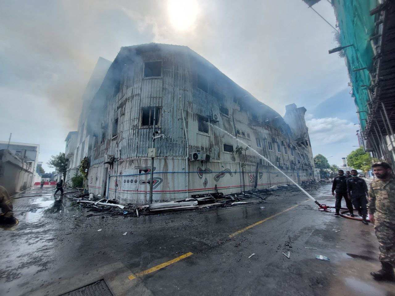 ހިދުމަތްތައް އަލުން ފަށަން އަވަސް ހައްލެއް ހޯދަން ދަނީ މަސައްކަތްކުރަމުން: އެންވަޔަރަމަންޓް މިނިސްޓްރީ