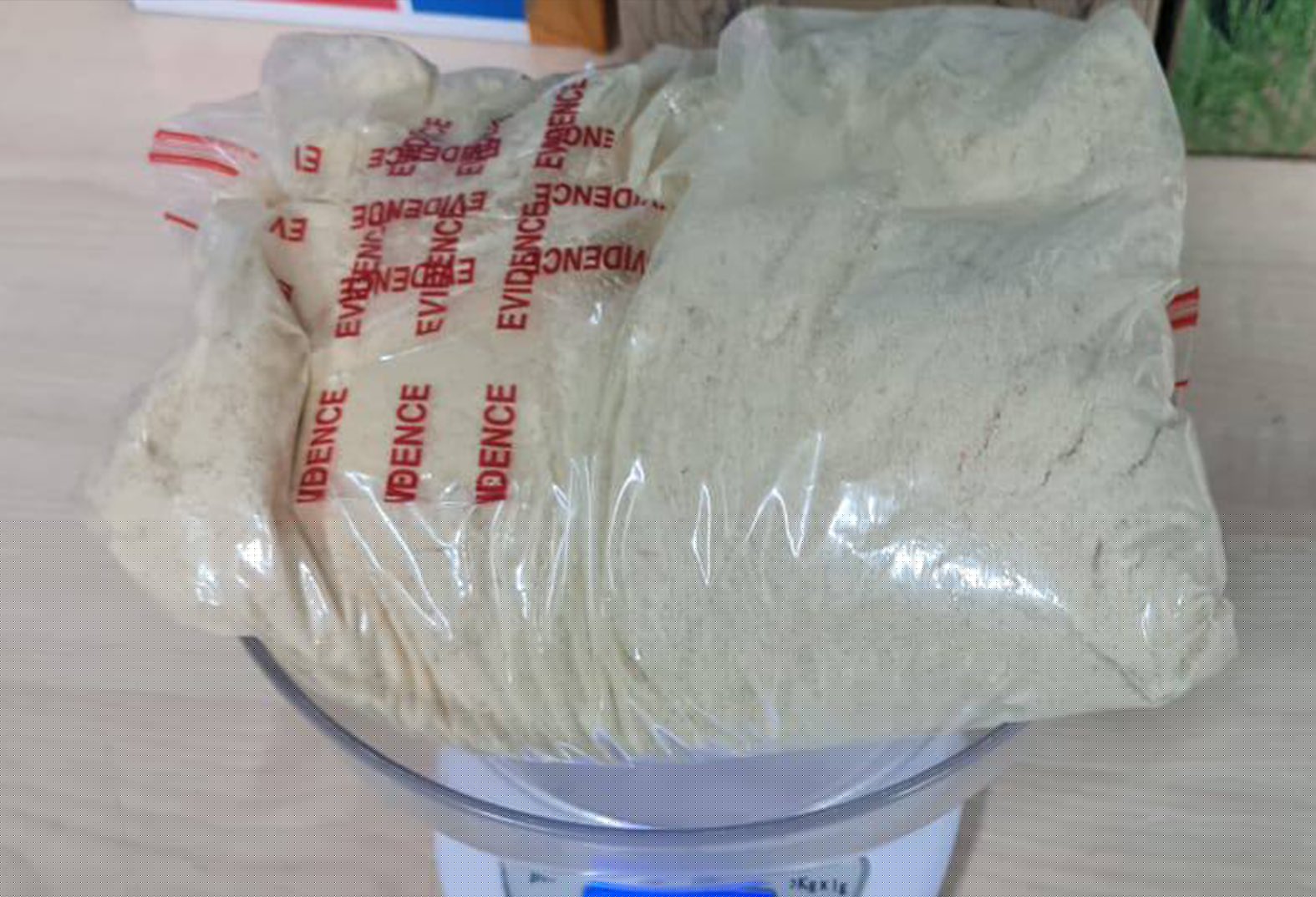 ޕޯސްޓް މެދުވެރިކޮށް އެތެރެކުރި 2.5 މިލިއަން ރުފިޔާގެ މަސްތުވާތަކެތި އަތުލައިގެންފި